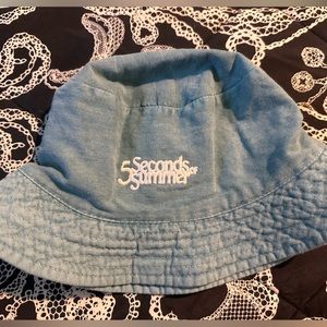 5 Seconds of Summer Bucket Hat